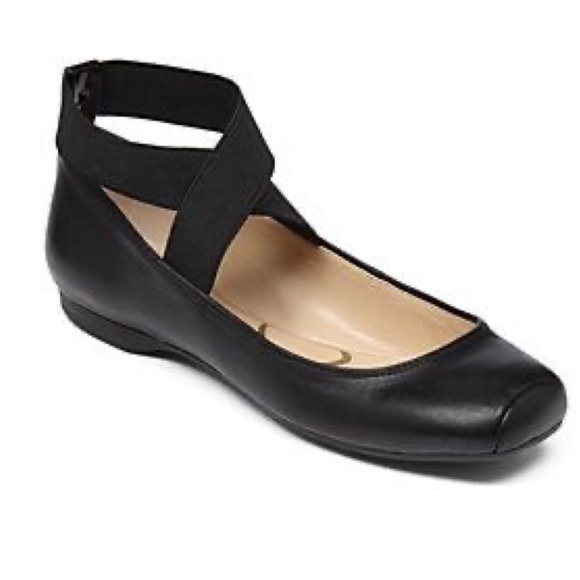 Ballet flats - Picture 1 of 3